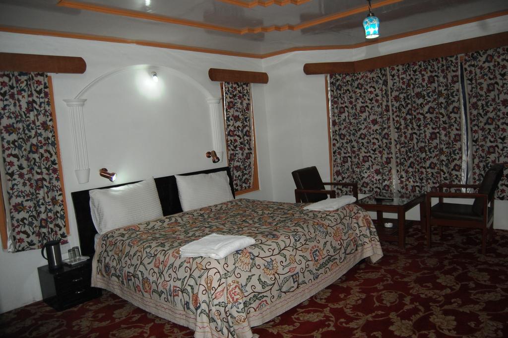 Hotel Paradise Inn Pahalgām 外观 照片