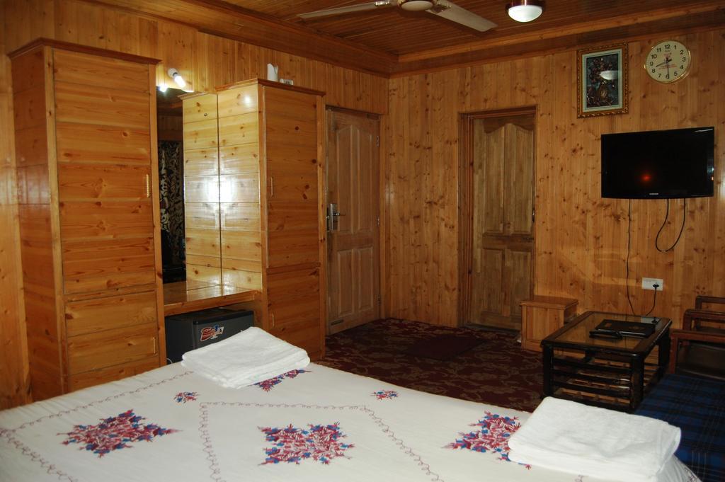 Hotel Paradise Inn Pahalgām 外观 照片