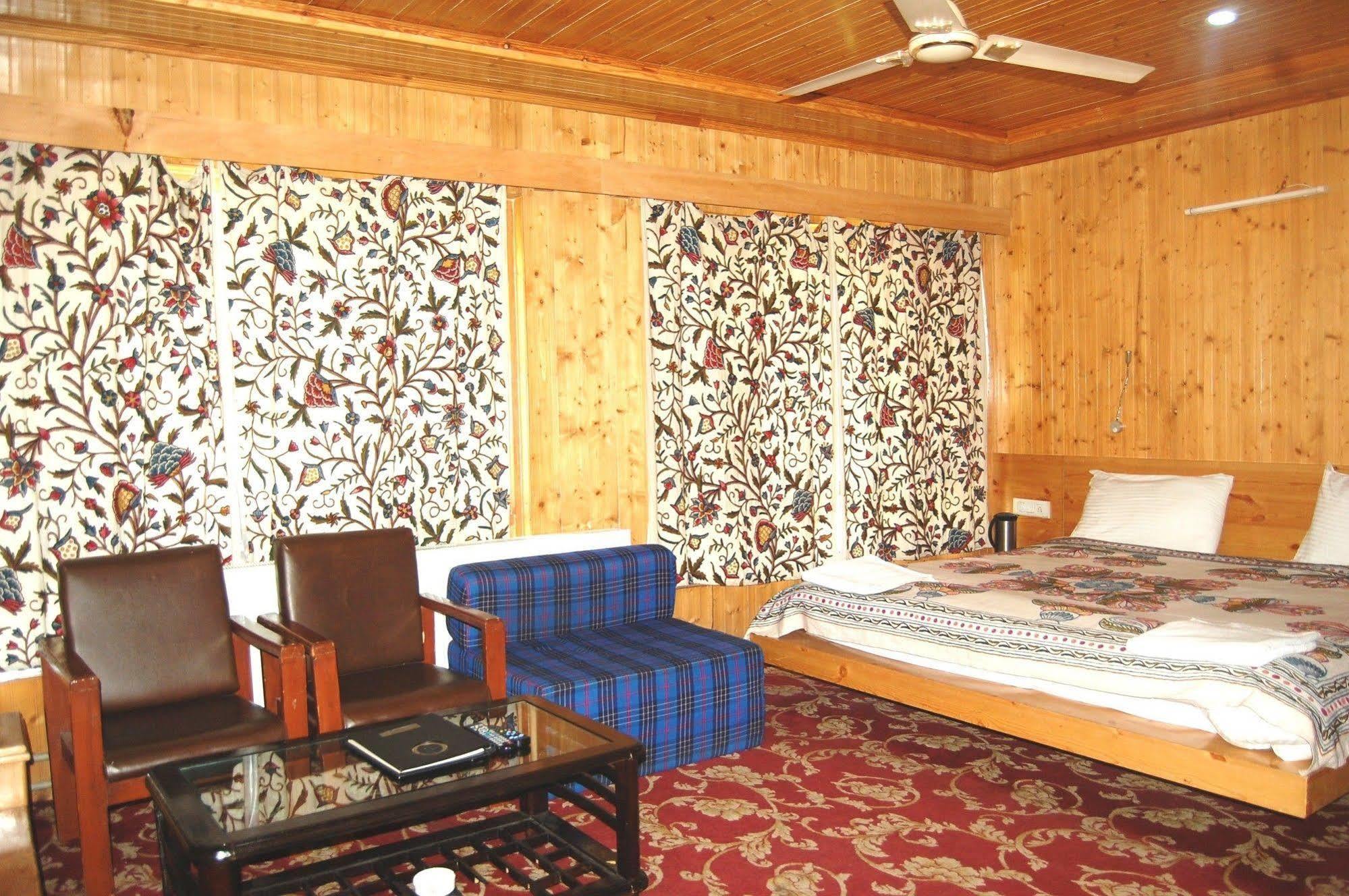 Hotel Paradise Inn Pahalgām 外观 照片