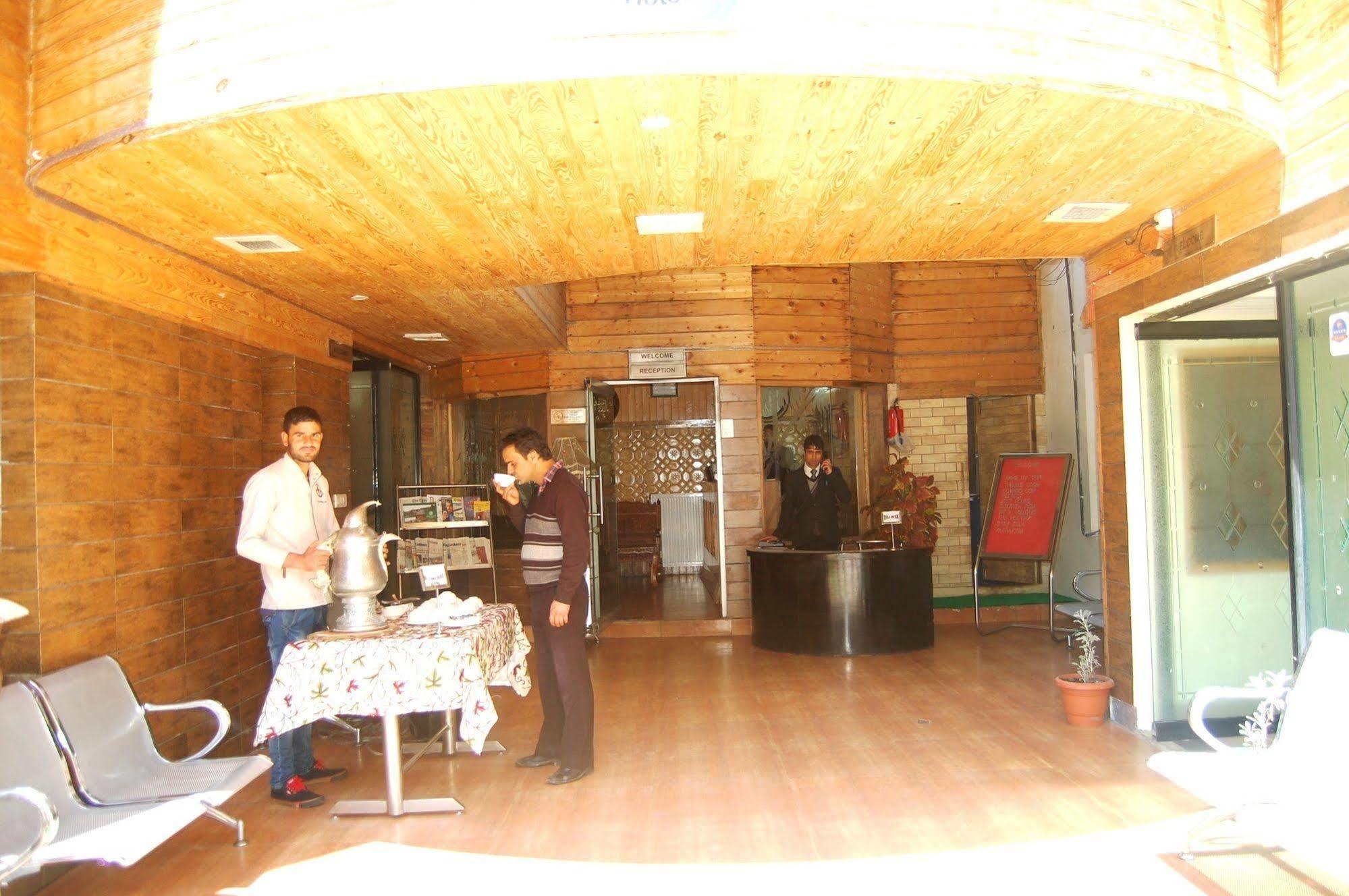 Hotel Paradise Inn Pahalgām 外观 照片
