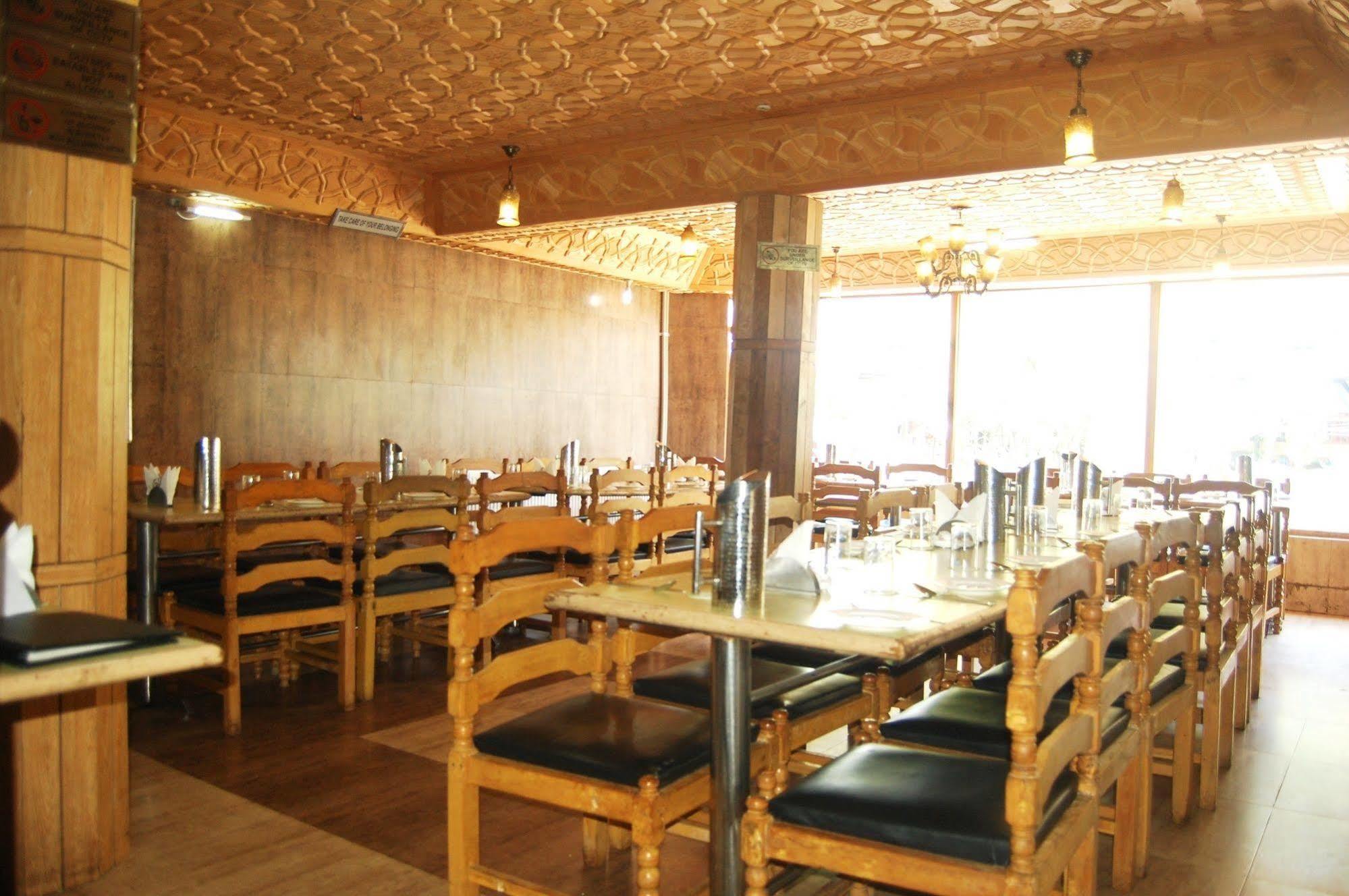 Hotel Paradise Inn Pahalgām 外观 照片